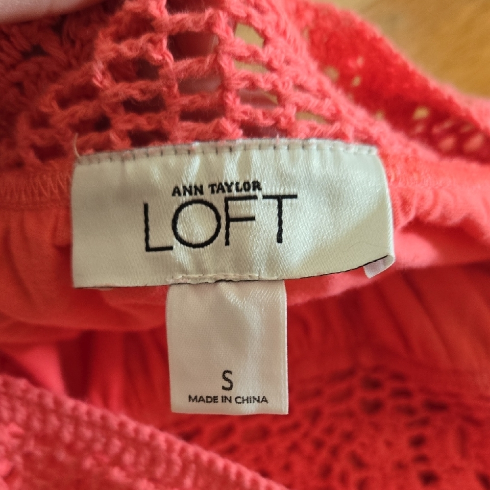 LOFT Pink Crochet Accent Tank Top - Picture 2 of 3